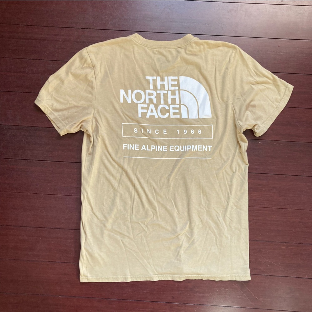 The North Face Fine Alpine Equipment T-Shirt Mens Size Medium Tan